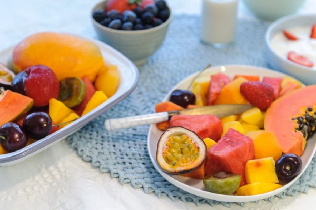 yogur con fruta de verano | pan y rosas